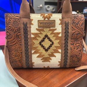Wrangler Tan and Cream Geometric Shoulder Bag